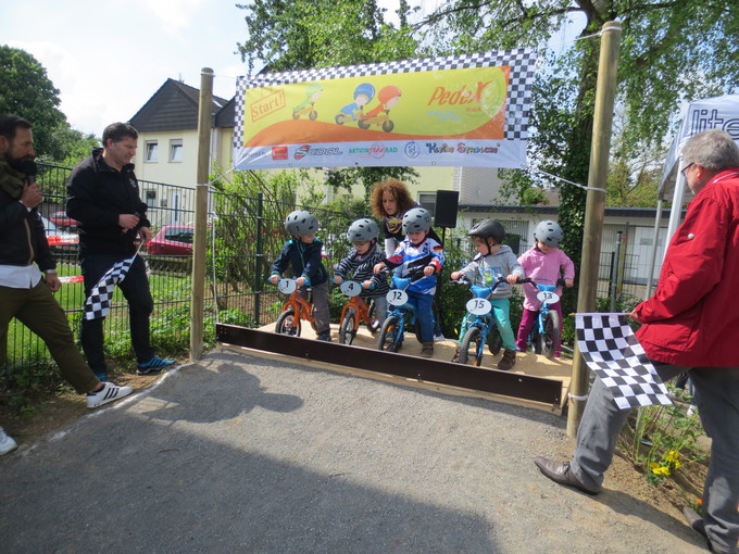 Spielende Kinder