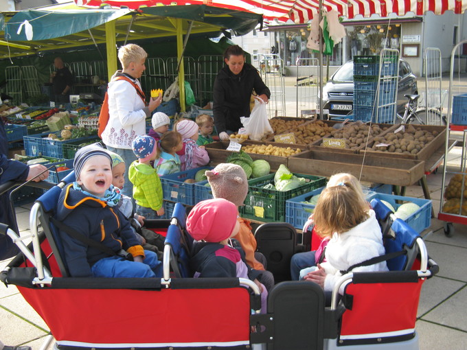 Spielende Kinder
